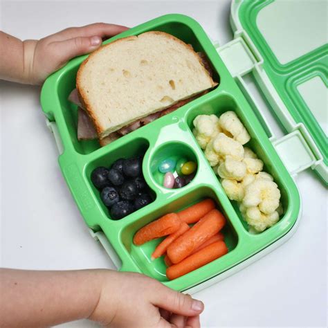 THE LUNCH BOX 